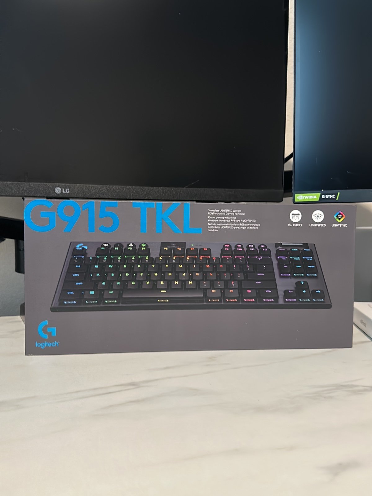 Logitech G915 TKL Tenkeyless LIGHTSPEED Wireless Mechanical Gaming RGB Keyboard
