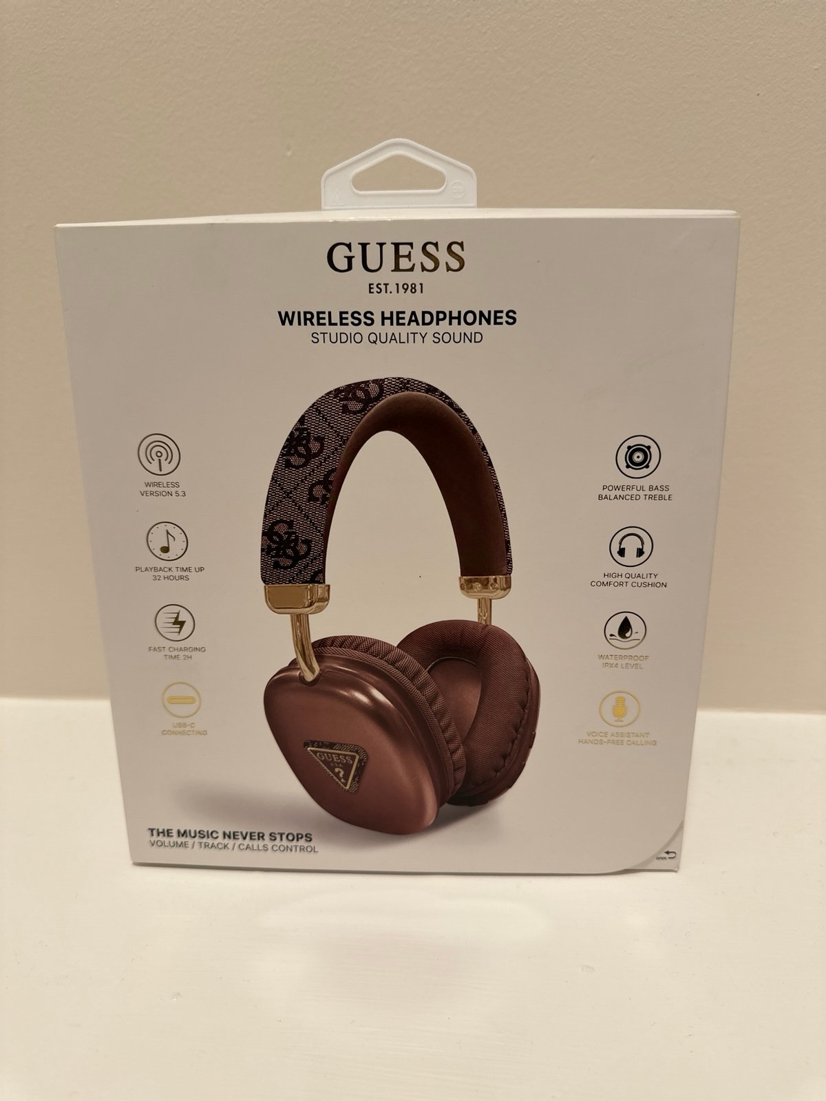 Guess Bluetooth Wireless Headphones On-Ear Gift Set