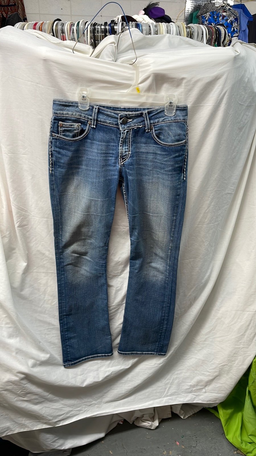 BKE Jeans faded distressed boot cut jeans man sz 29x 31
