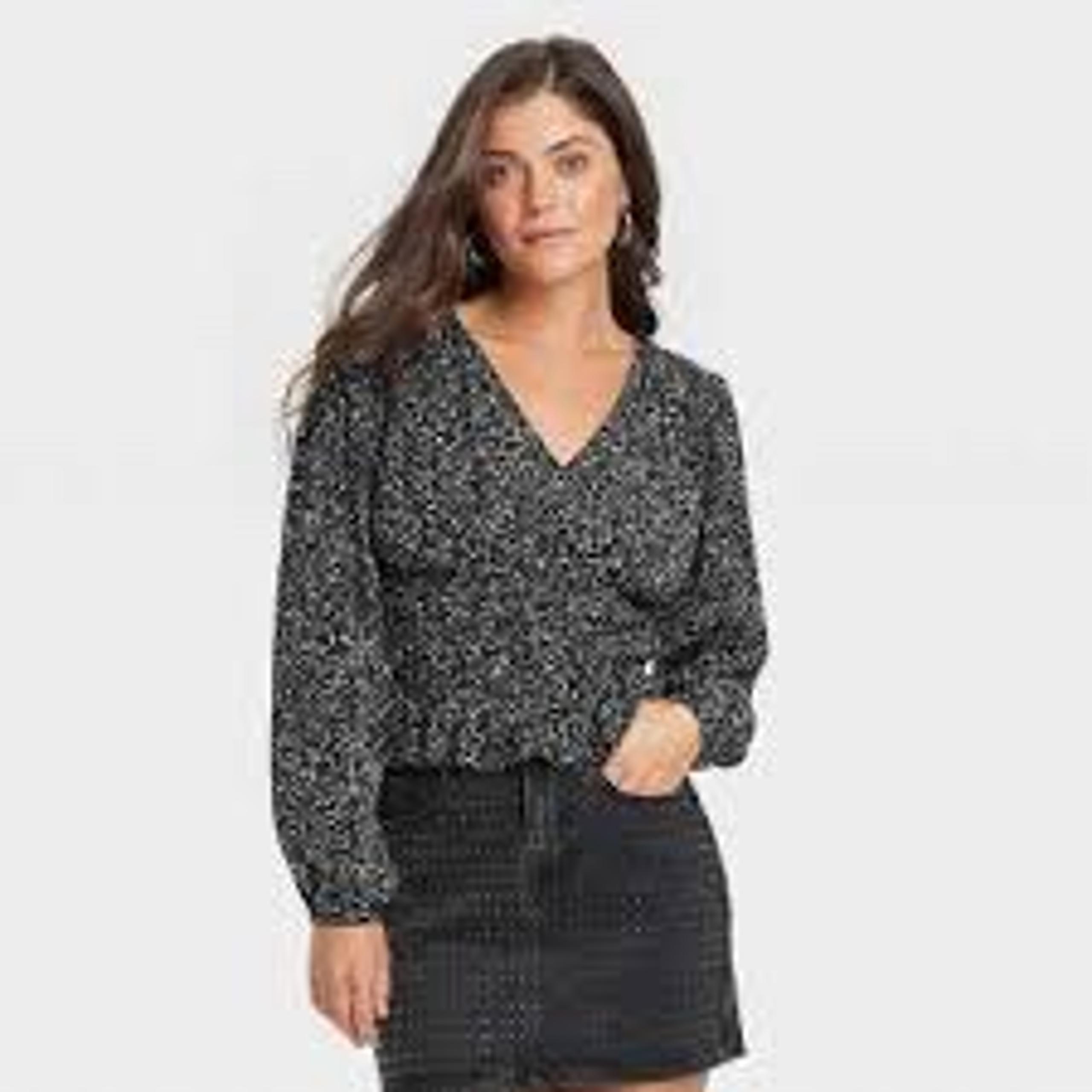 NEW Universal Thread Black & White Floral Balloon Longsleeve Boho Blouse, XXL