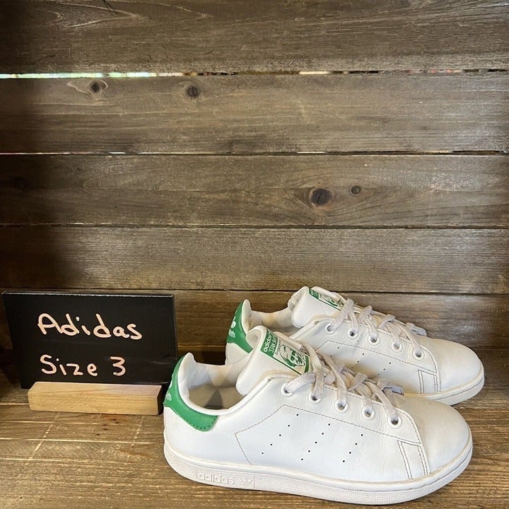 Kids Childrens Adidas Stan Smith White Leather Casual Sneakers Shoes Size 3 Y