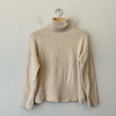 J. CREW Turtleneck Sweater in Supersoft Yarn Beige #BD143