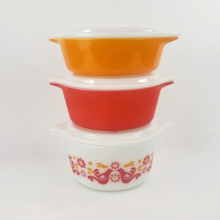 Pyrex Friendship Set 3 Casserole Dishes White Lids 471 472 473 Red Orange Bird Pyrex Friendship Set 3 Casserole Dishes White Lids 471 472 473 Red Orange Bird