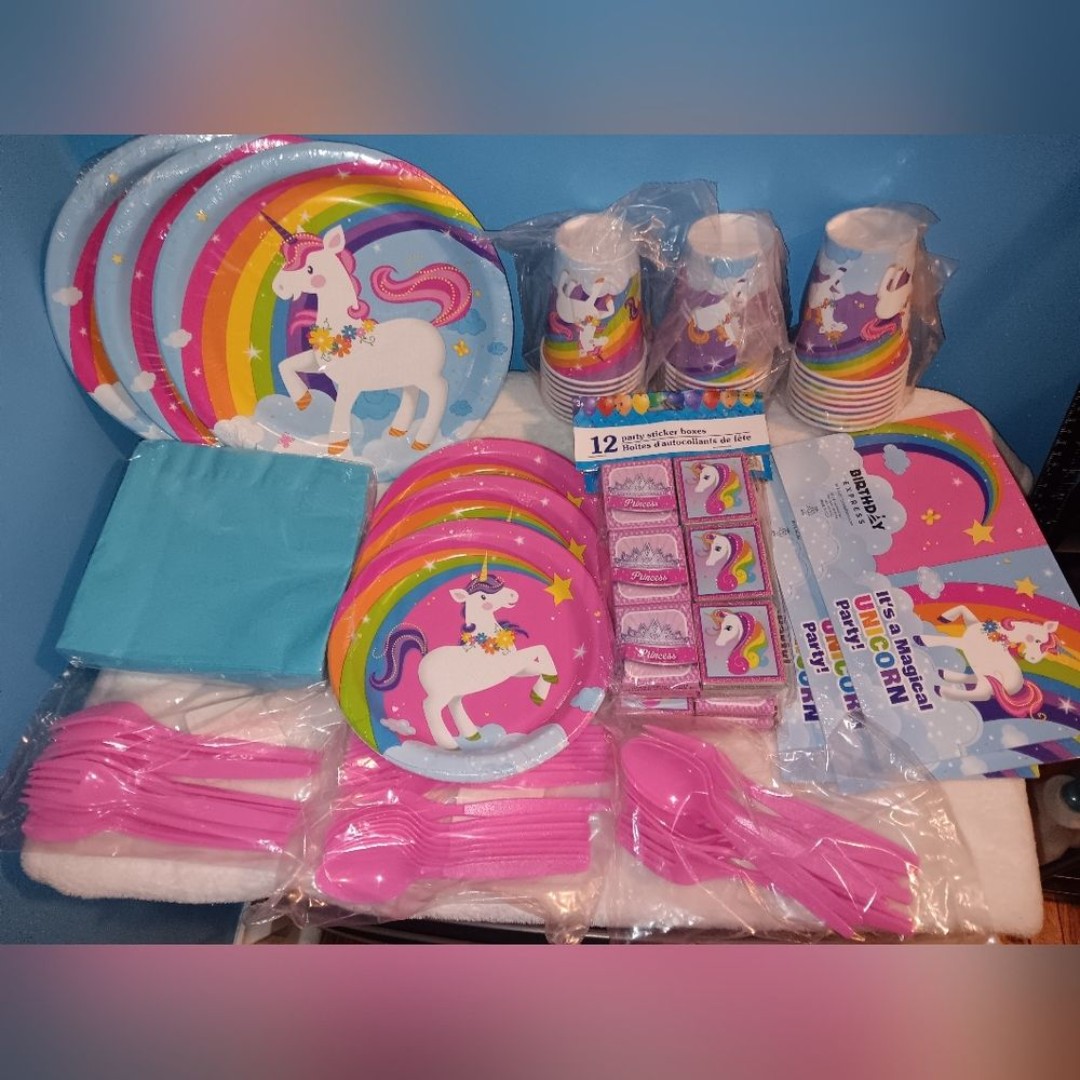 NWOT Birthday Express Fairy Tale Unicorn Birthday Party Kit for 24 Guests