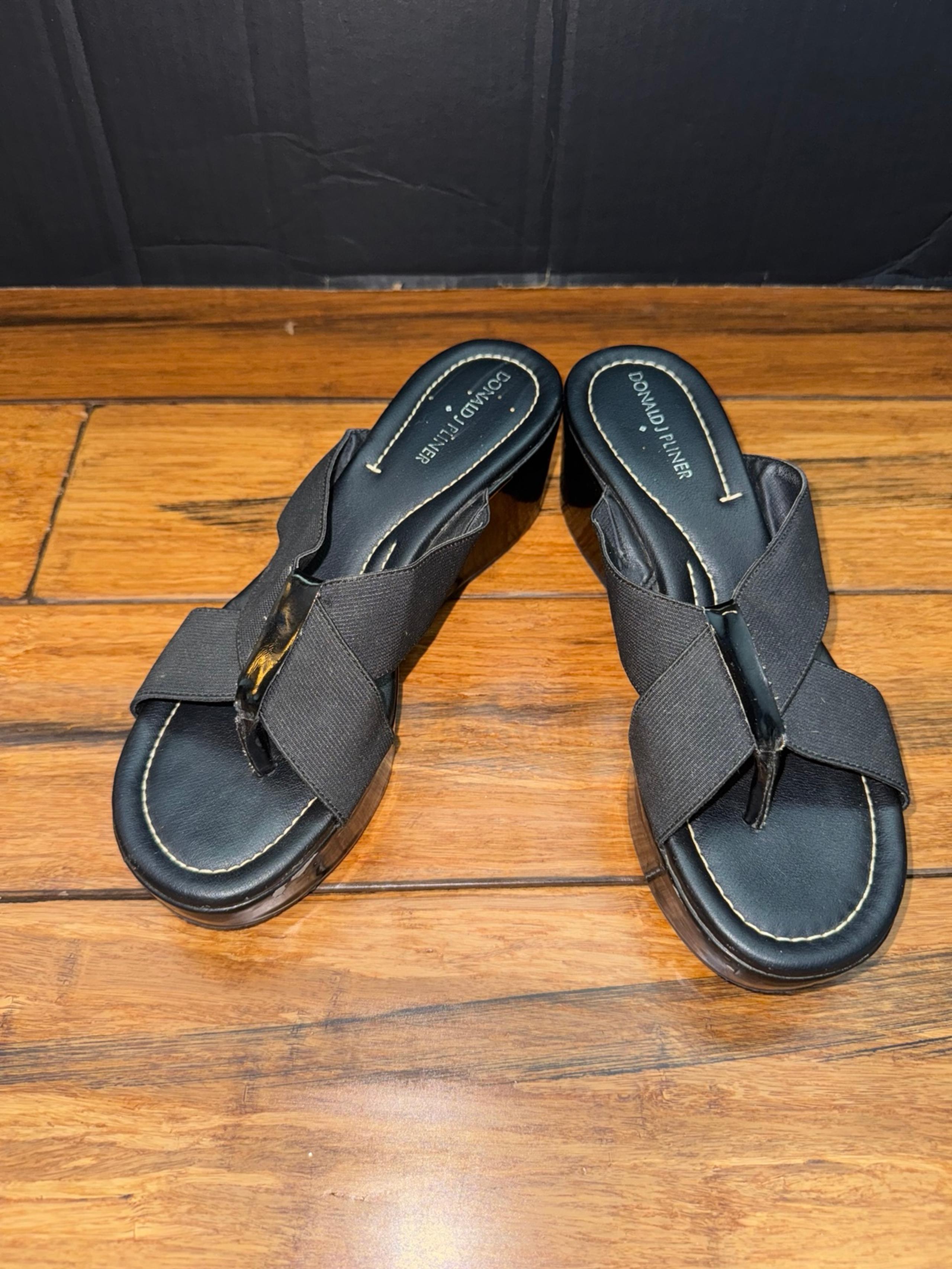 Women’s Black Wedge Sandals Size 8.5 - Donald J. Pliner