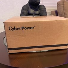 Cyberpower UPS with battery