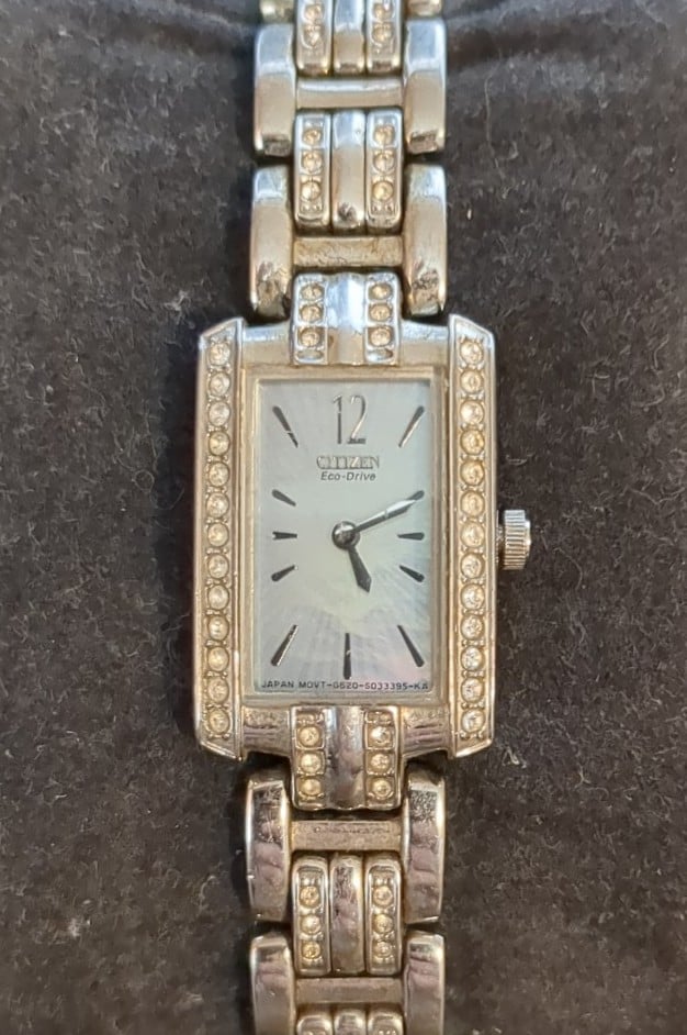 CITIZEN ECO-DRIVE G620 S019257 LADIES SS MOP DIAL CRYSTAL BEZEL BRACELET WATCH