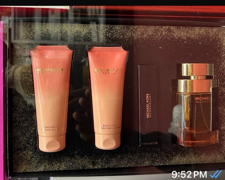 Michael Kors Wonderlust Perfume gift set By Michael Kors for Women
