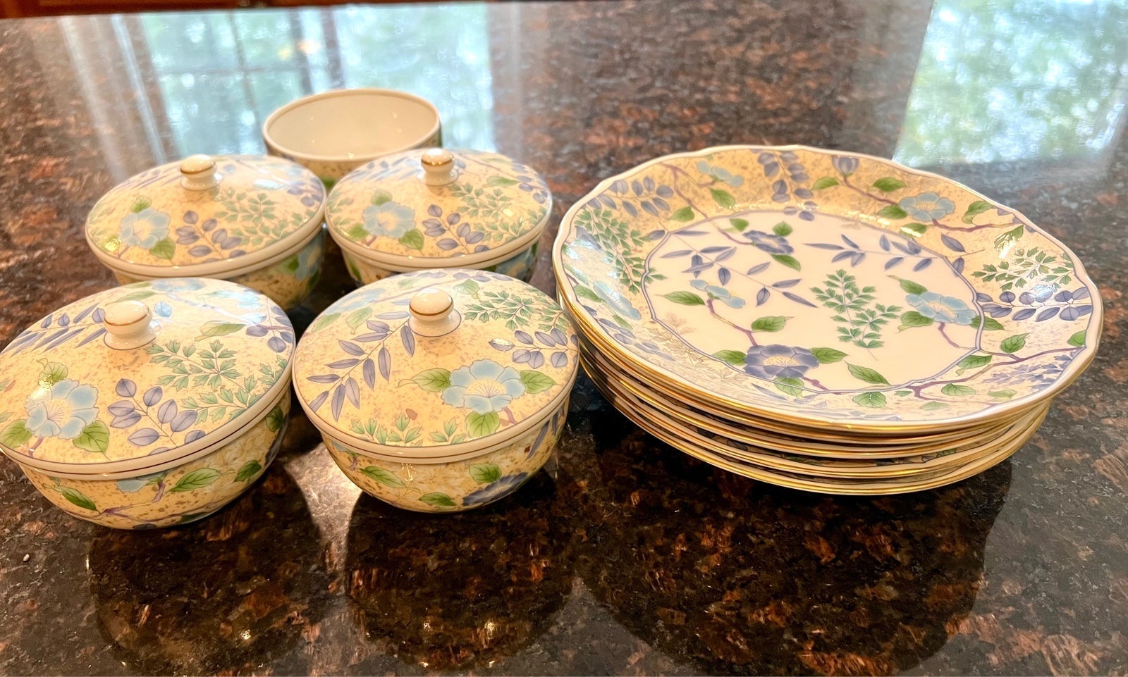 Top quality Japanese Tea cup & dessert plates set **stunning**