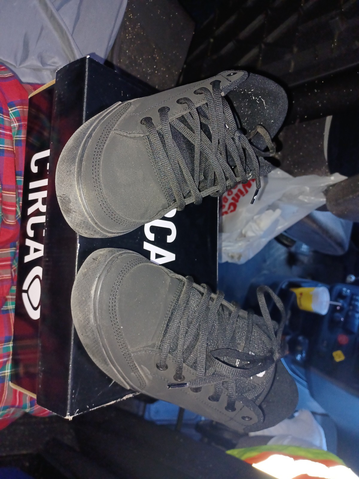 circa suede fashion sneakers