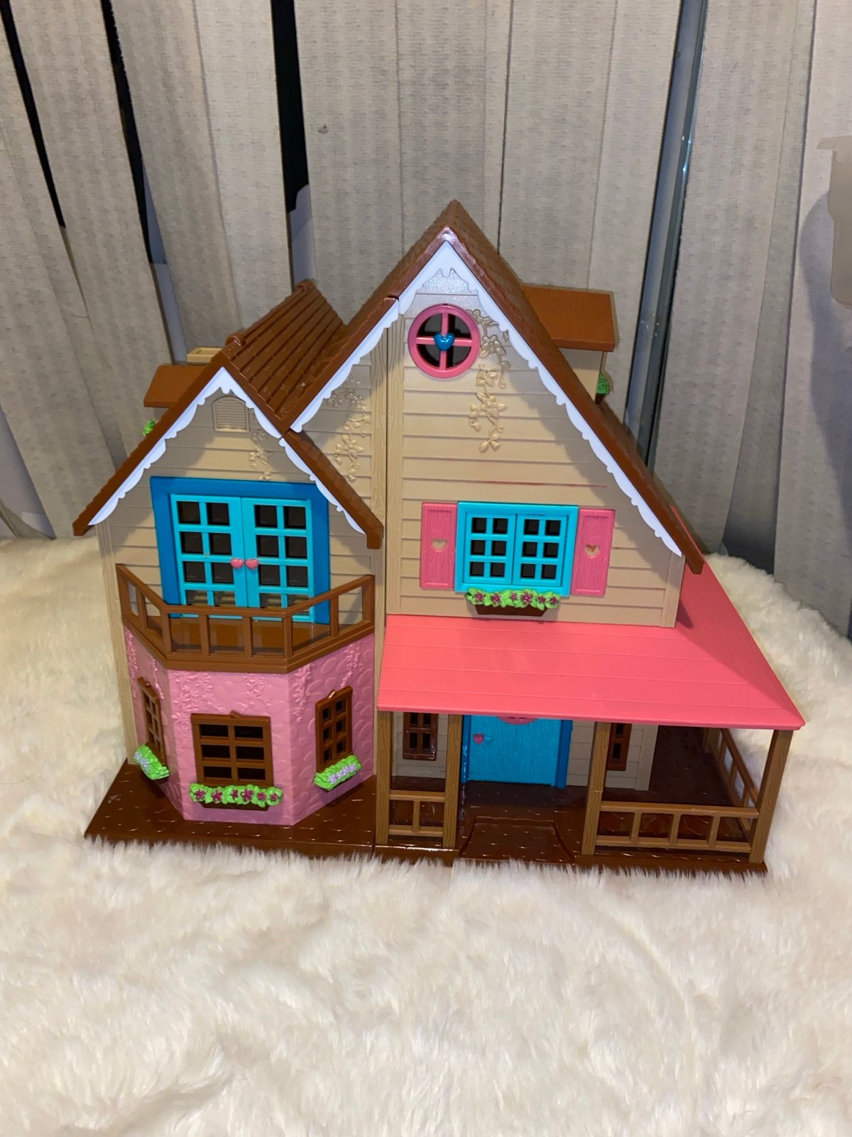 Calico critters house