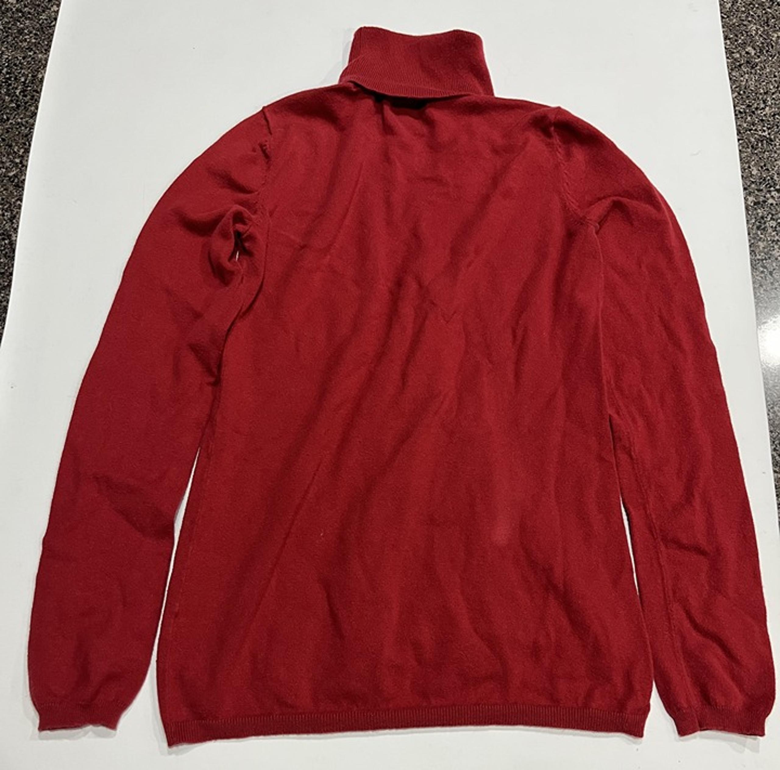 Gap Women's Turtleneck Sweater 2011 Red XS USED