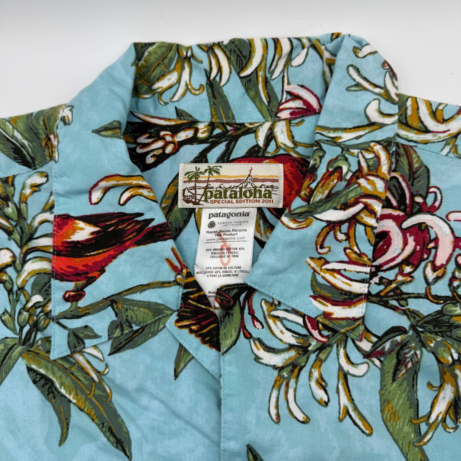 Patagonia PatAloha Special Edition 2011 Bird Floral Button Up Shirt Mens L Large