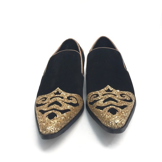 Amali Men's Black Gold Slip-On Loafers Pointed Toe Heel Accents Size 8