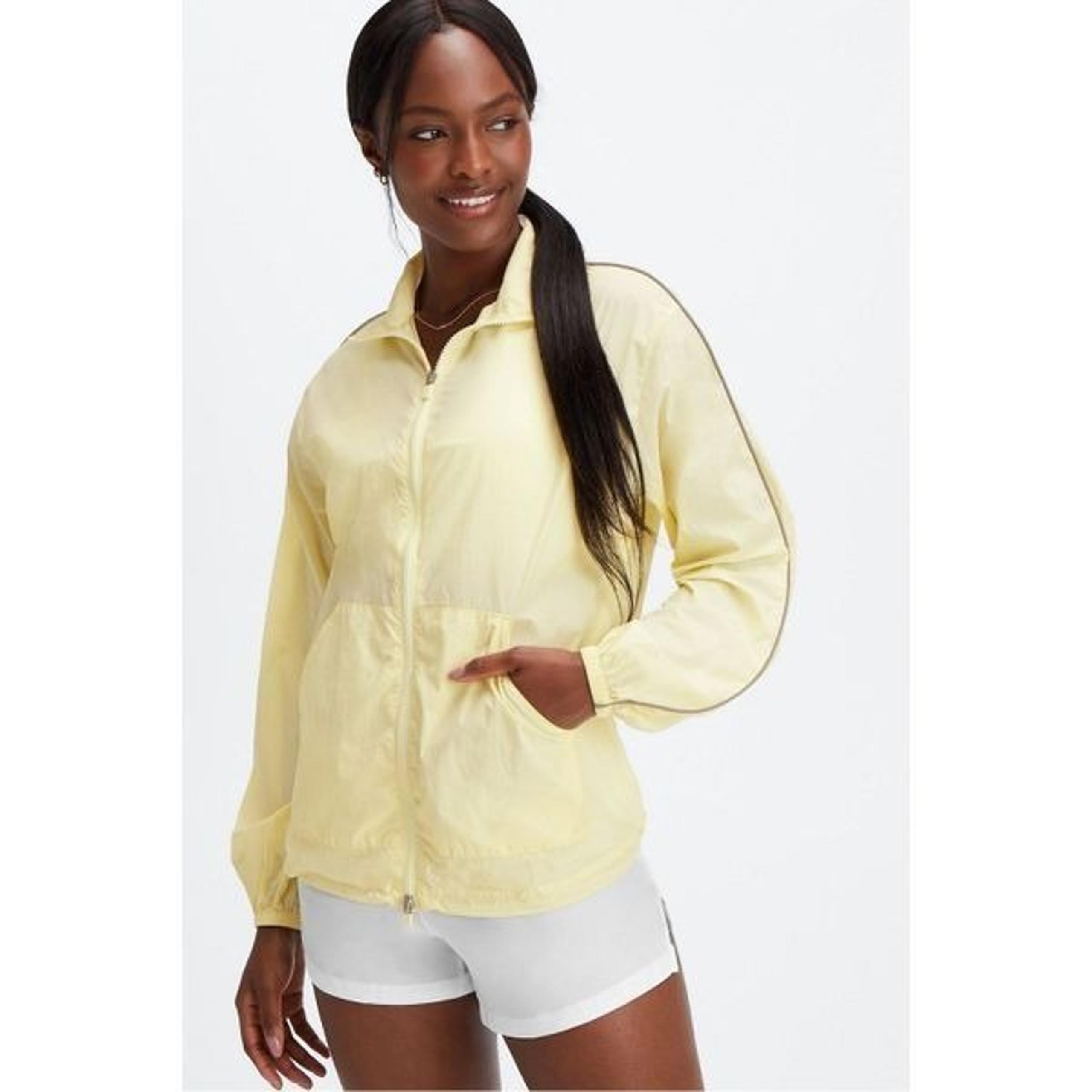 Fabletics Oversized Flyweight Windbreaker size Medium