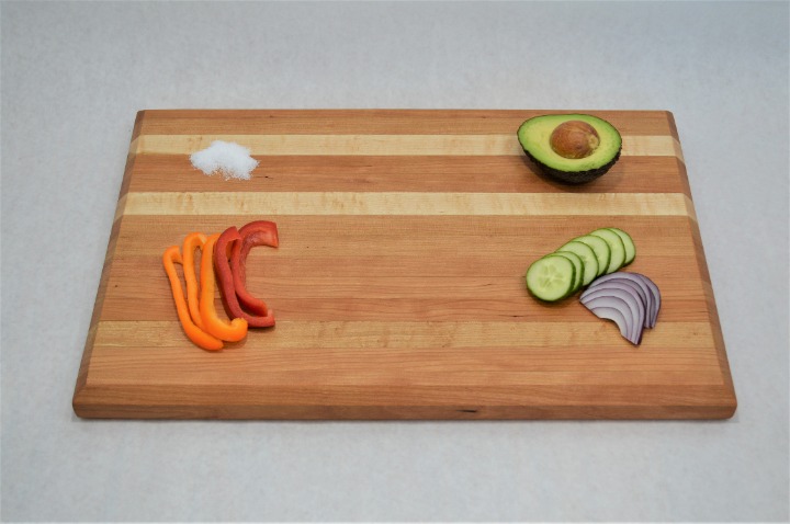 Large Cutting Board Cherry/Maple