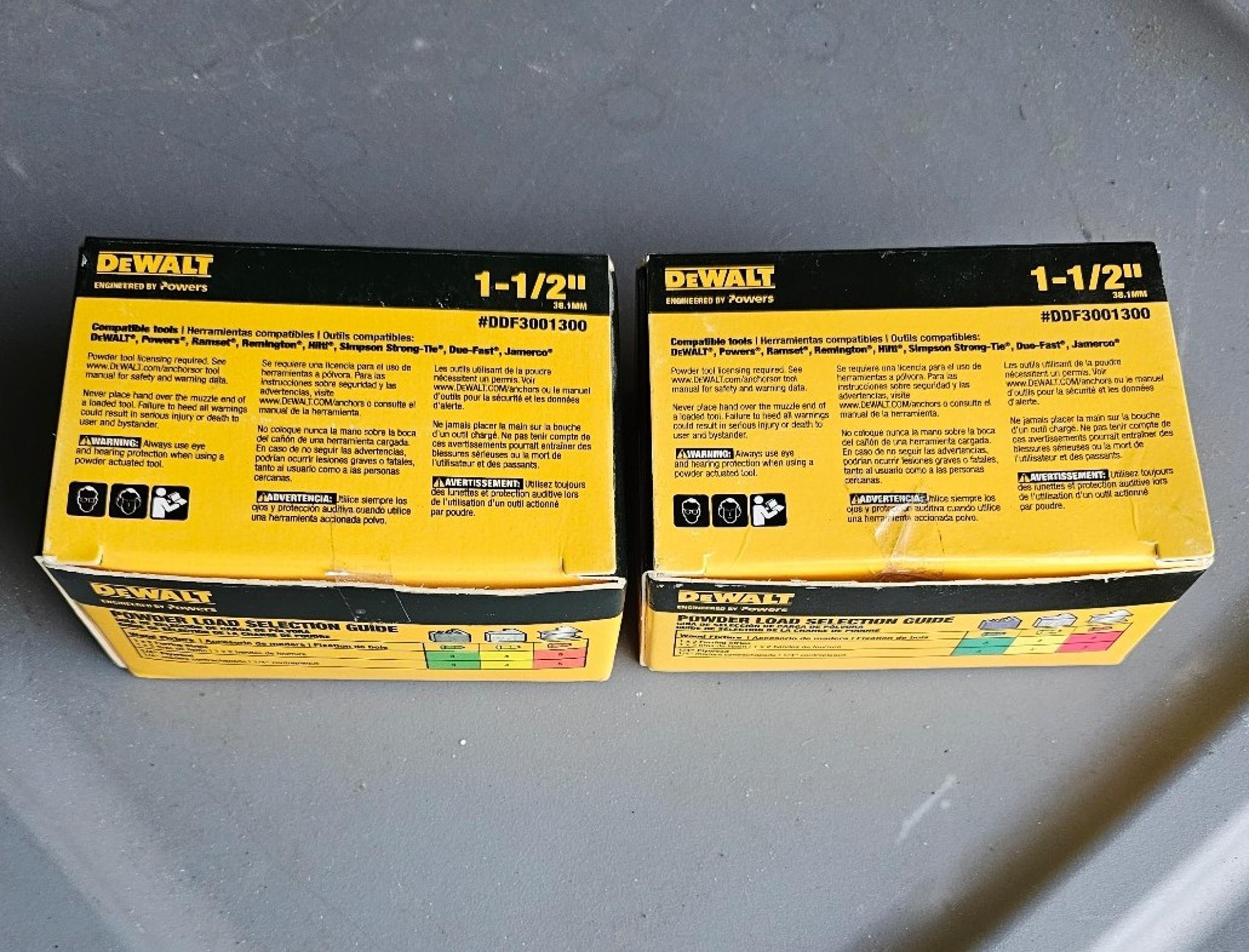 DEWALT 200 Total-2 Packs 1-1/2-in Galvanized Non-washered Drive Pin ACQ