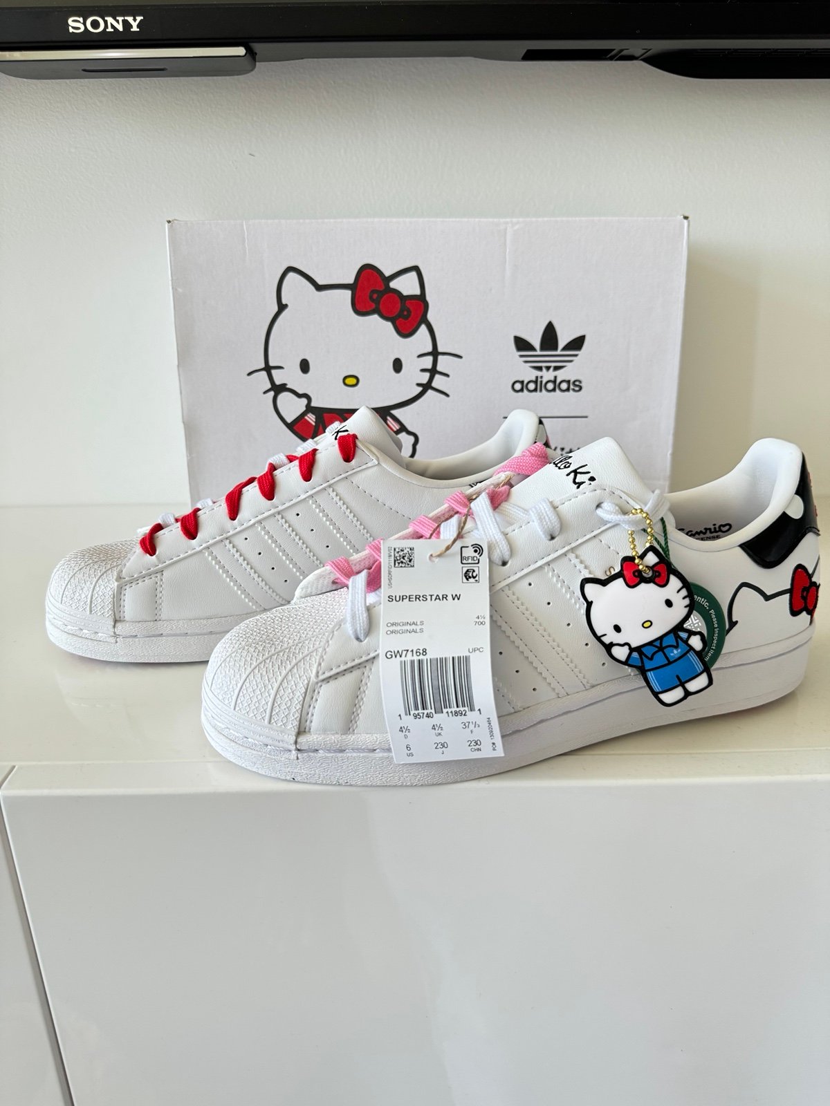 Hello Kitty Adidas Superstar - Women’s Size 6