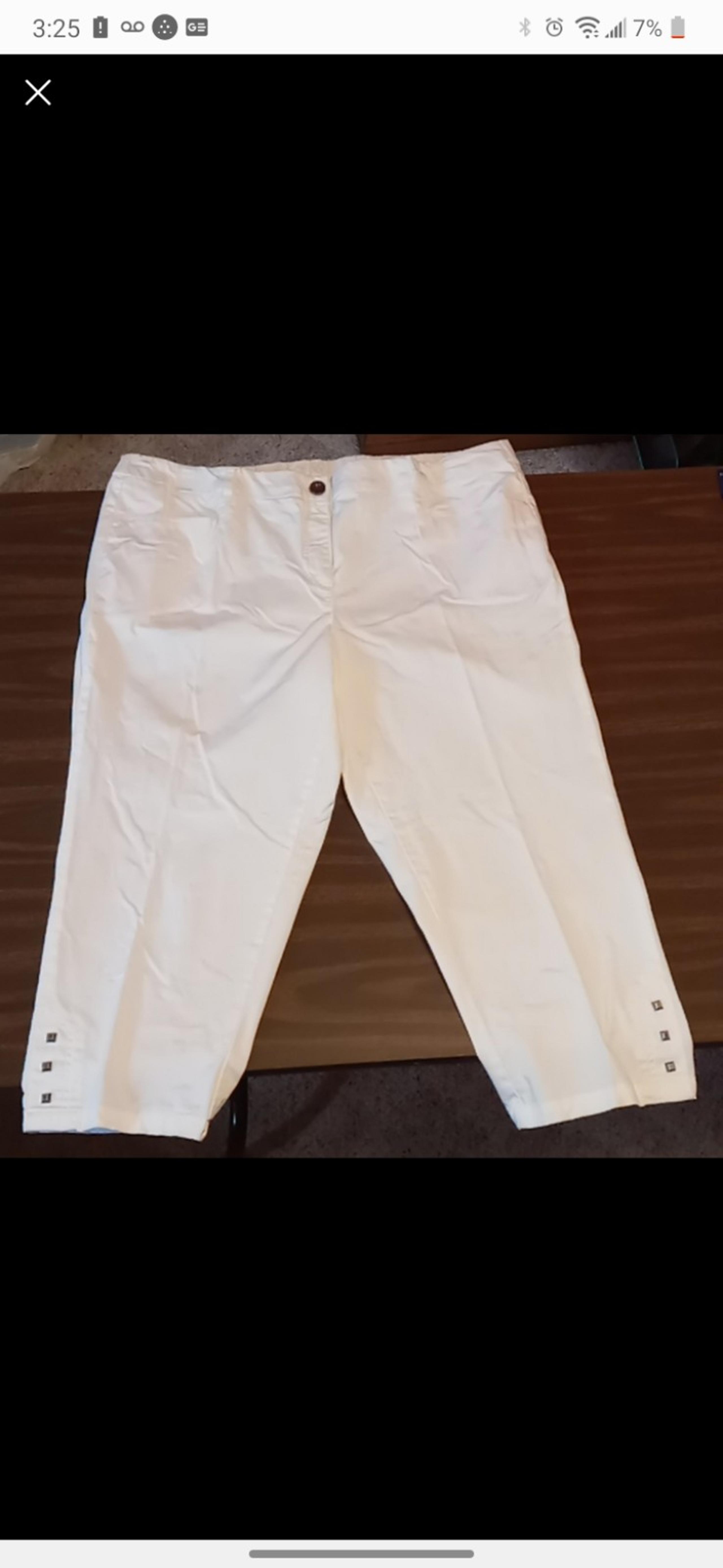 Sag Harbor White Cropped Pants w Embellishments Size 18W