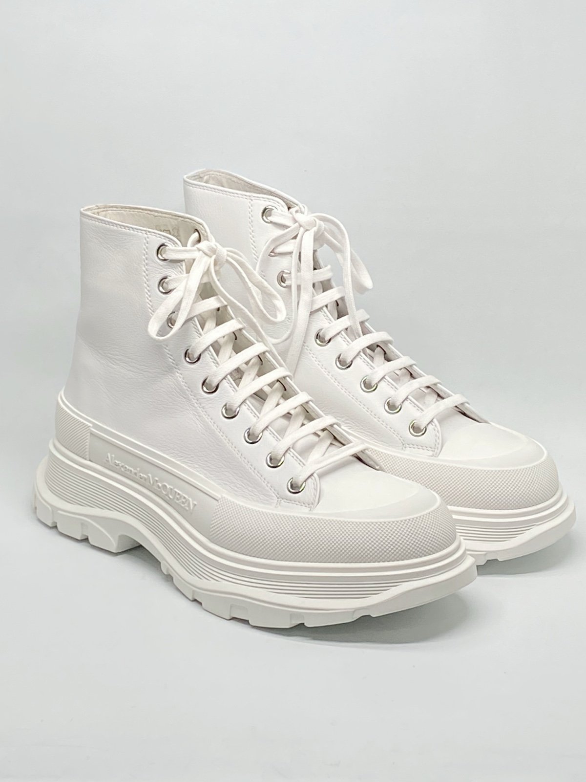 Alexander McQueen Men's Tread Slick Leather Boot size 43/us size 10