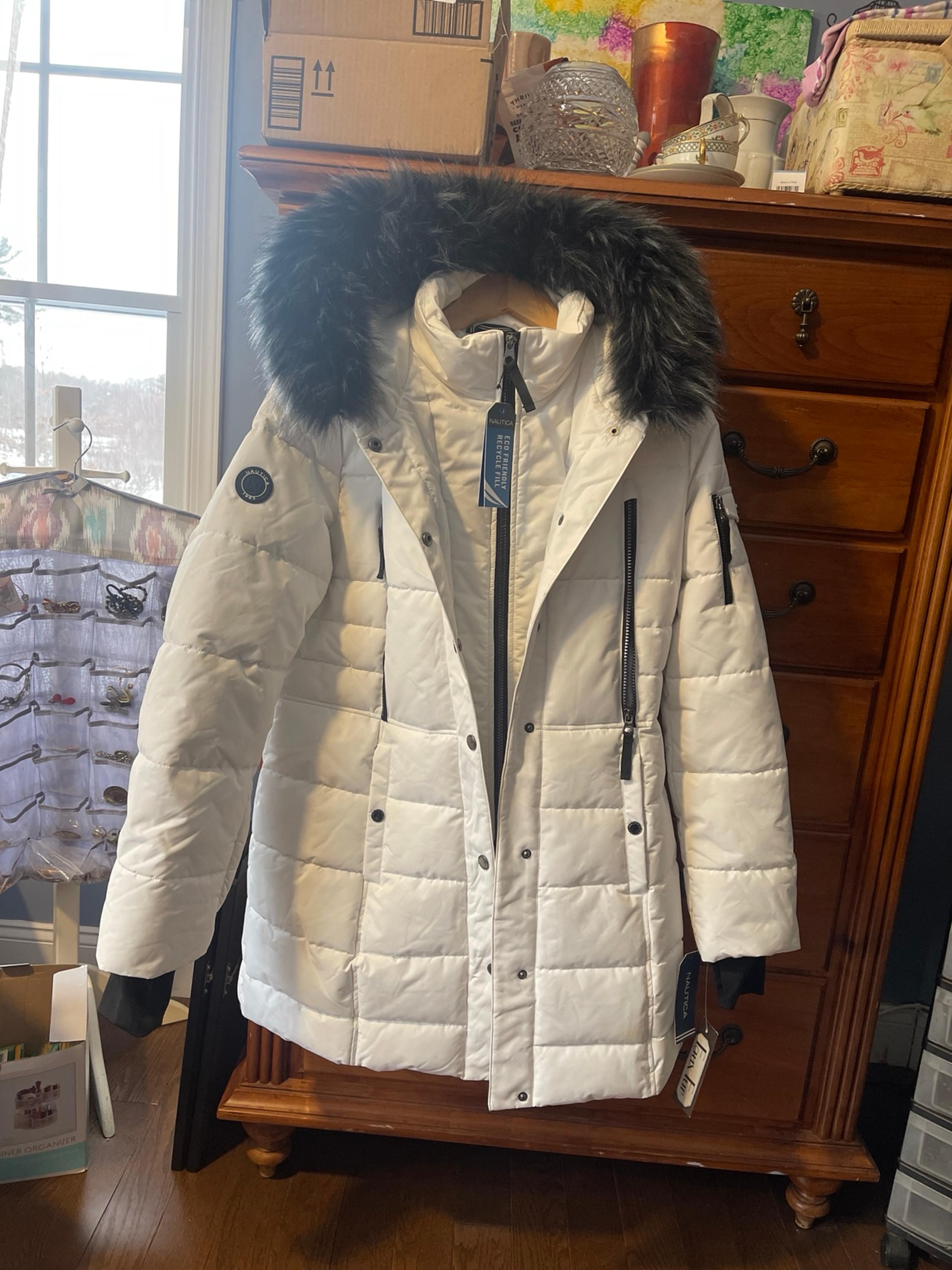 Jacket puffer Nautica, sz L, NWT, faux fur