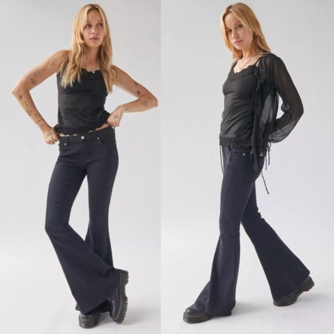 BDG Black Extreme Flare Jean Size 31 NWT