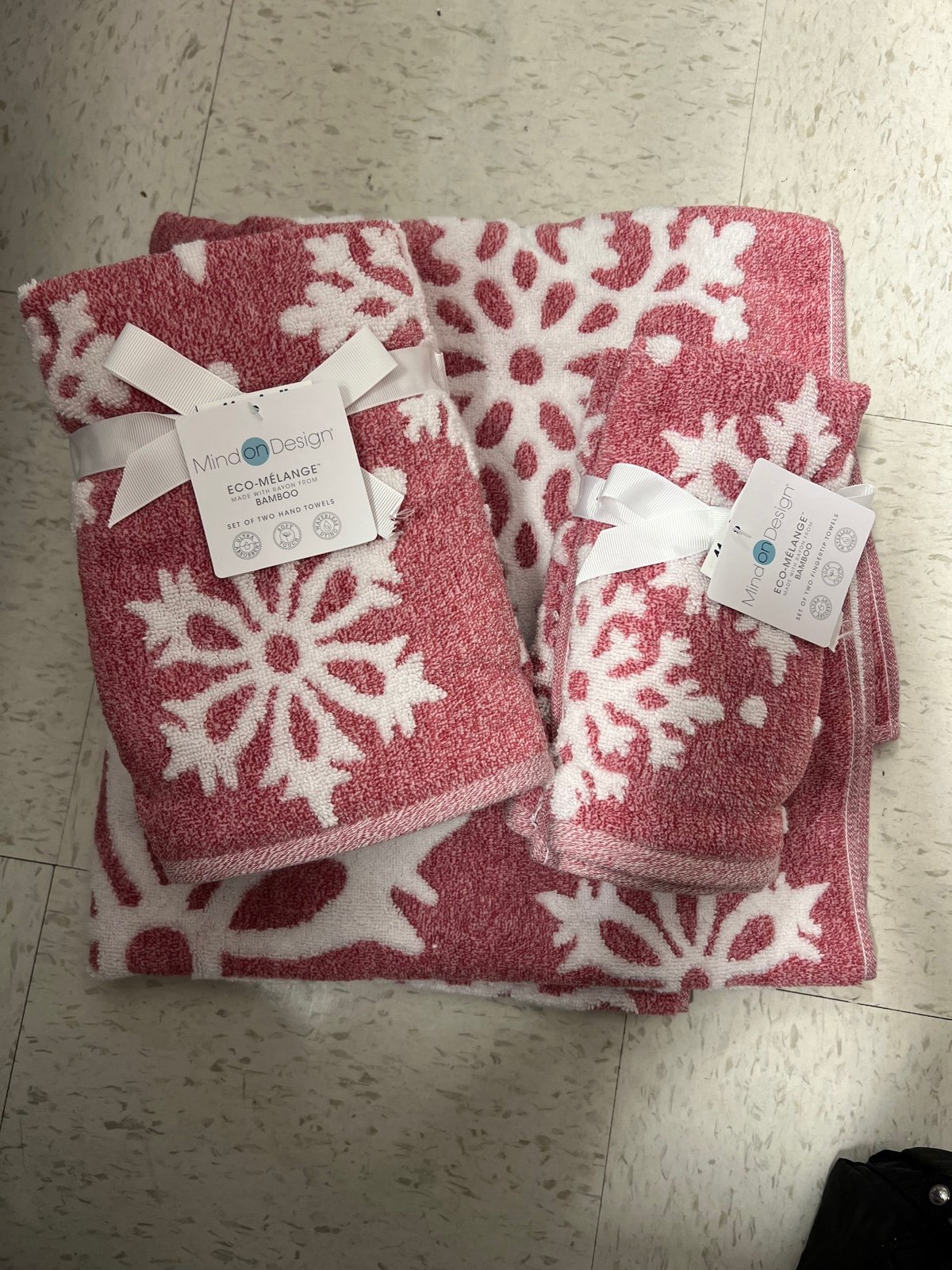 Pink Christmas Festive Bath Towels