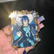 Vanitas Pin