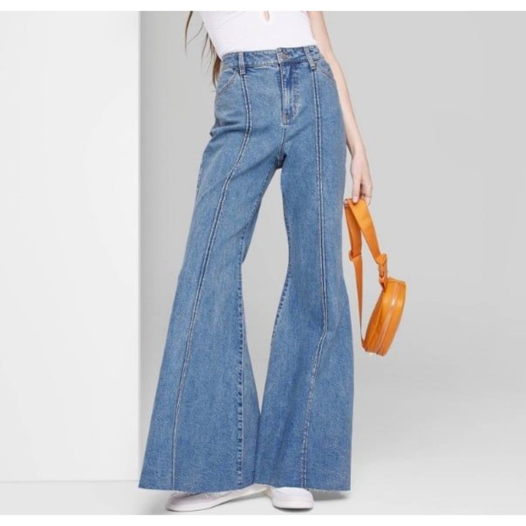 Wild Fable Super-High Rise Extreme Flare Jeans Size 8 New With Tags