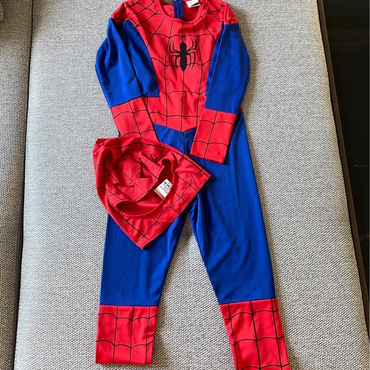 Spiderman Costume 7/9Y