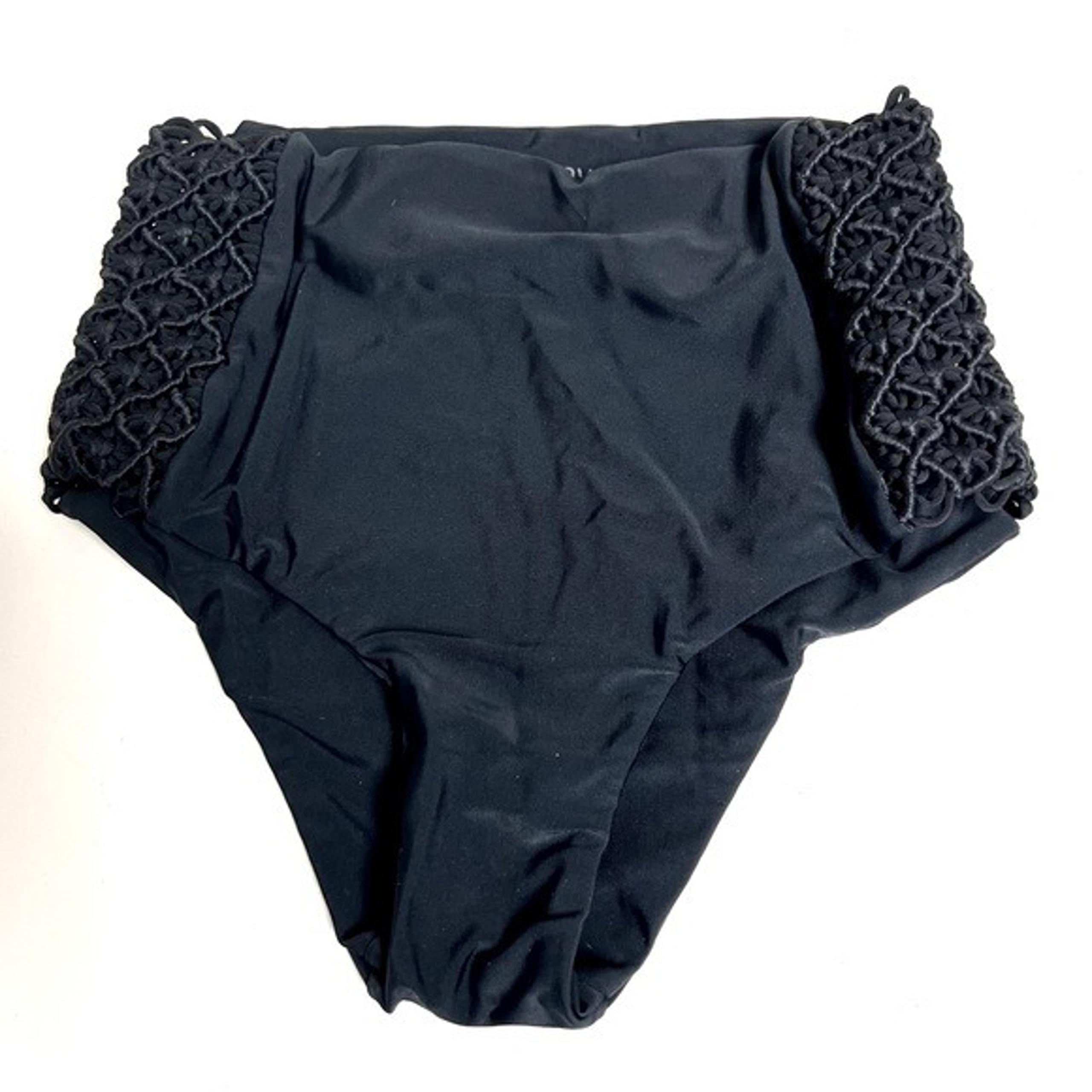 TORI PRAVER High waisted black crochet cheeky bikini swim bottom women’s size S