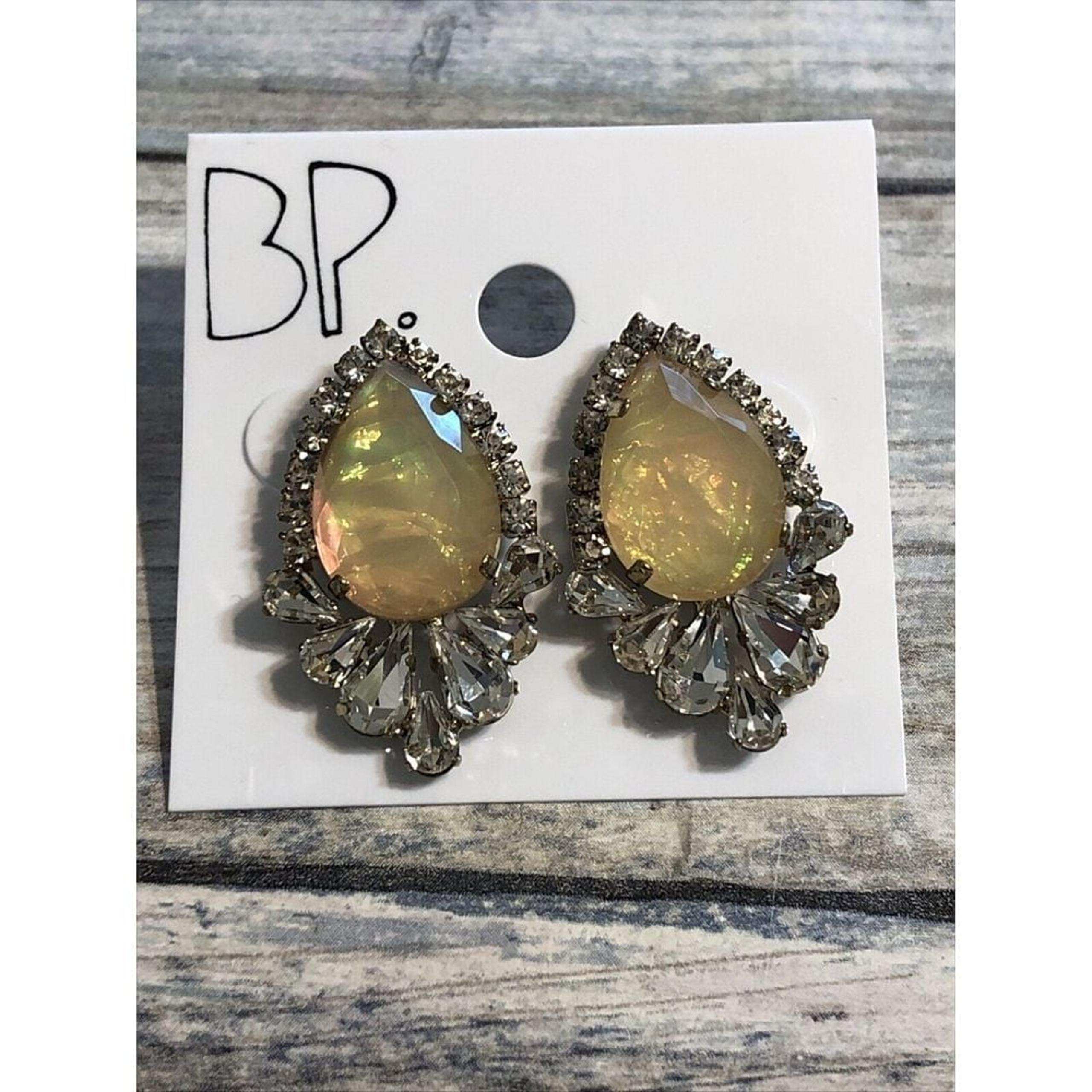 Acrylic Rainbow Opalescent Tear Drop EARRINGS Clear Rhinestone NWOT Pierced