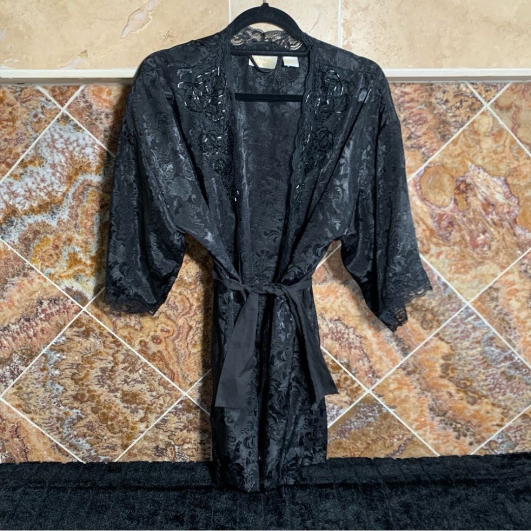 Vintage Victoria’s Secret Elegant Beaded Black Brocade Lace Kimono Robe One Size