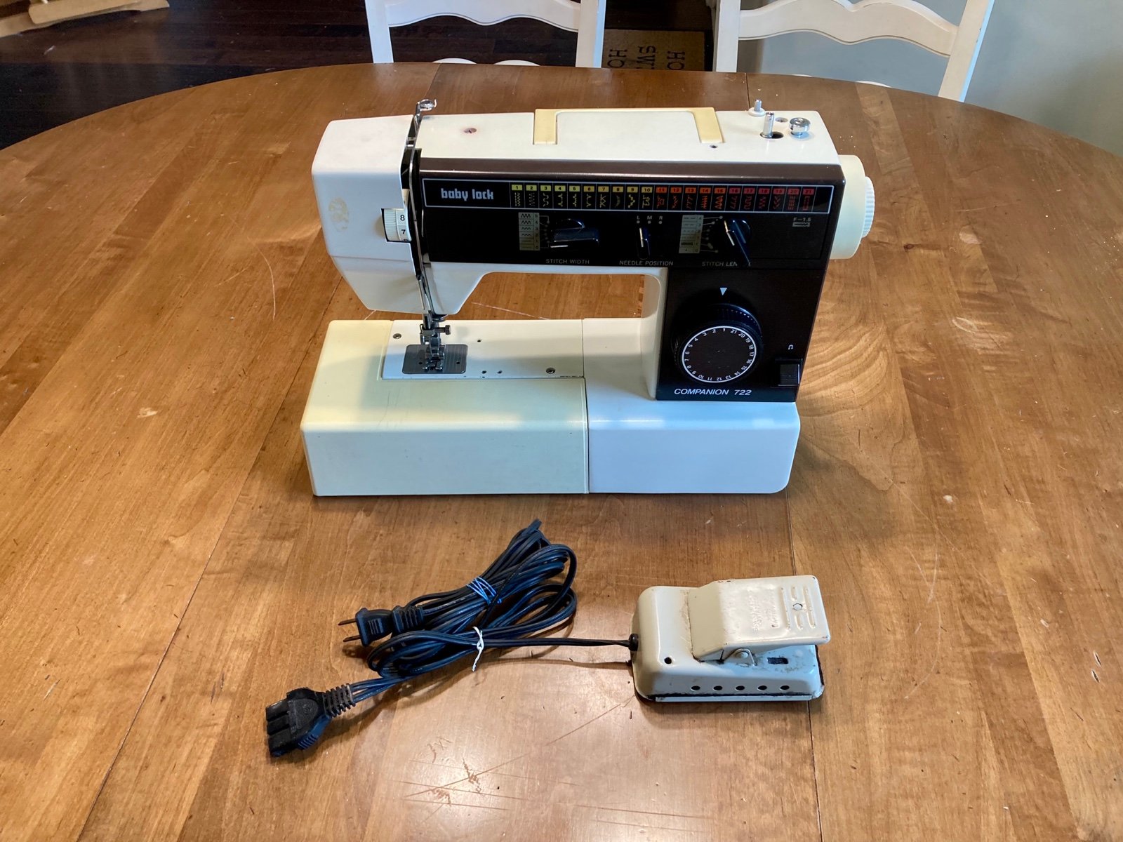 Baby Lock Vintage Sewing Machine