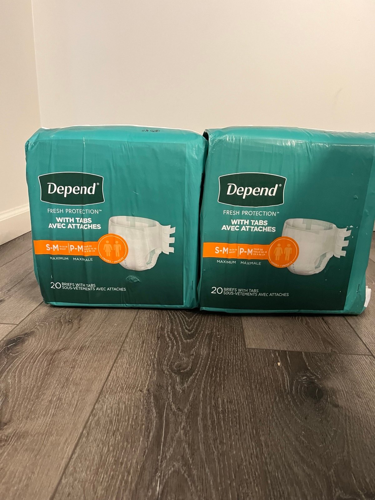 2 Depend Fresh Protection Adult Diaper Incontinence Underwear With Tabs S-M 40ct