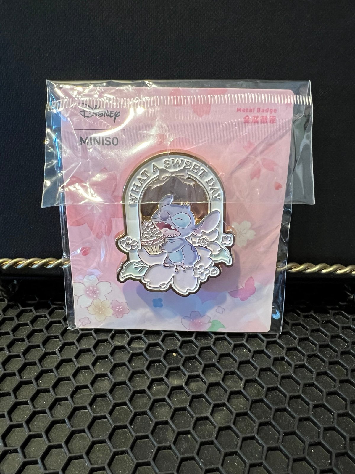 Disney x Miniso Shanghai Exclusive pin - Stitch
