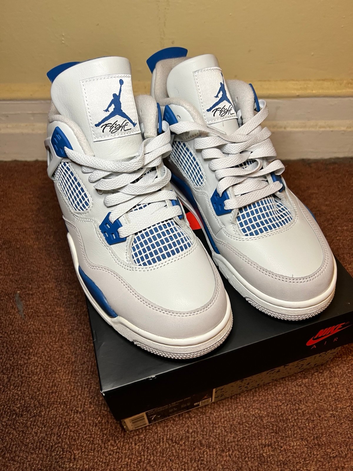Jordans 4