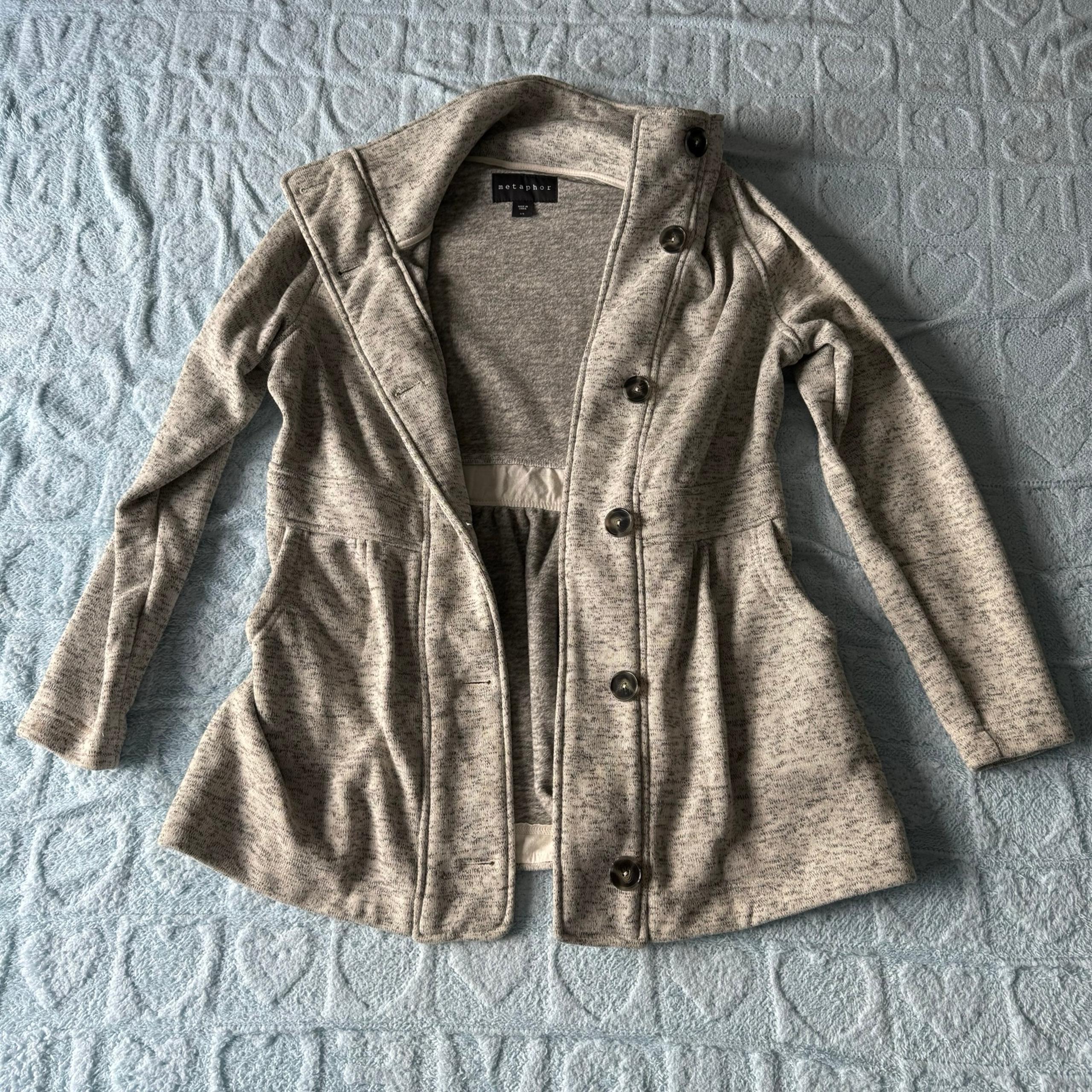 Gray Sweater / Cardigan / Fleece Jacket