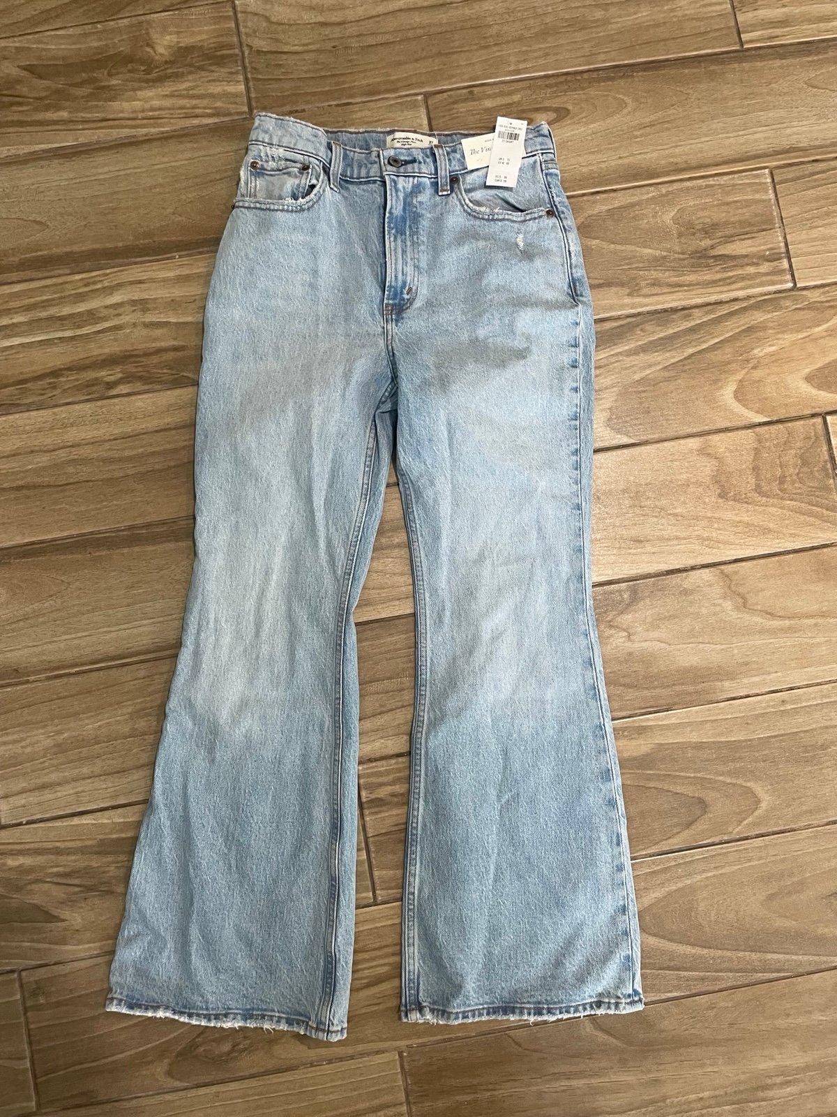 Abercrombie & Fitch Jeans - The Vintage Flare NWT