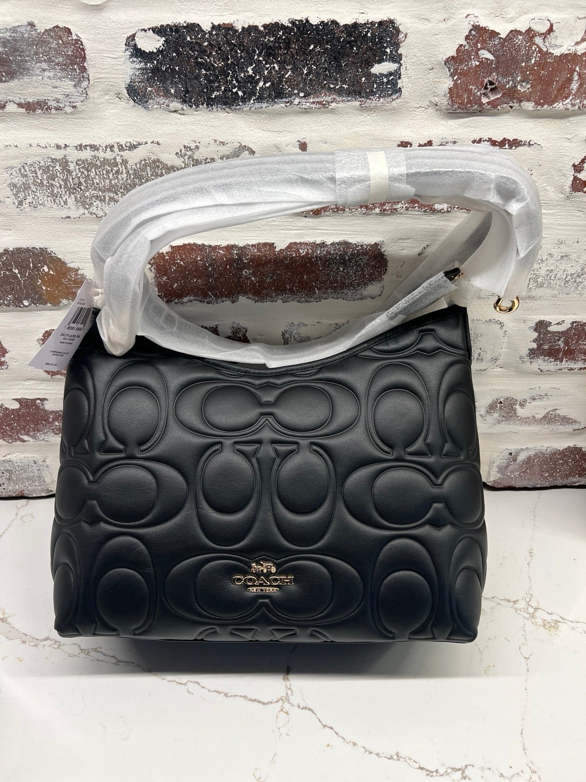 Coach Laurel Shoulder Bag In Signature Leather Black CZ178
