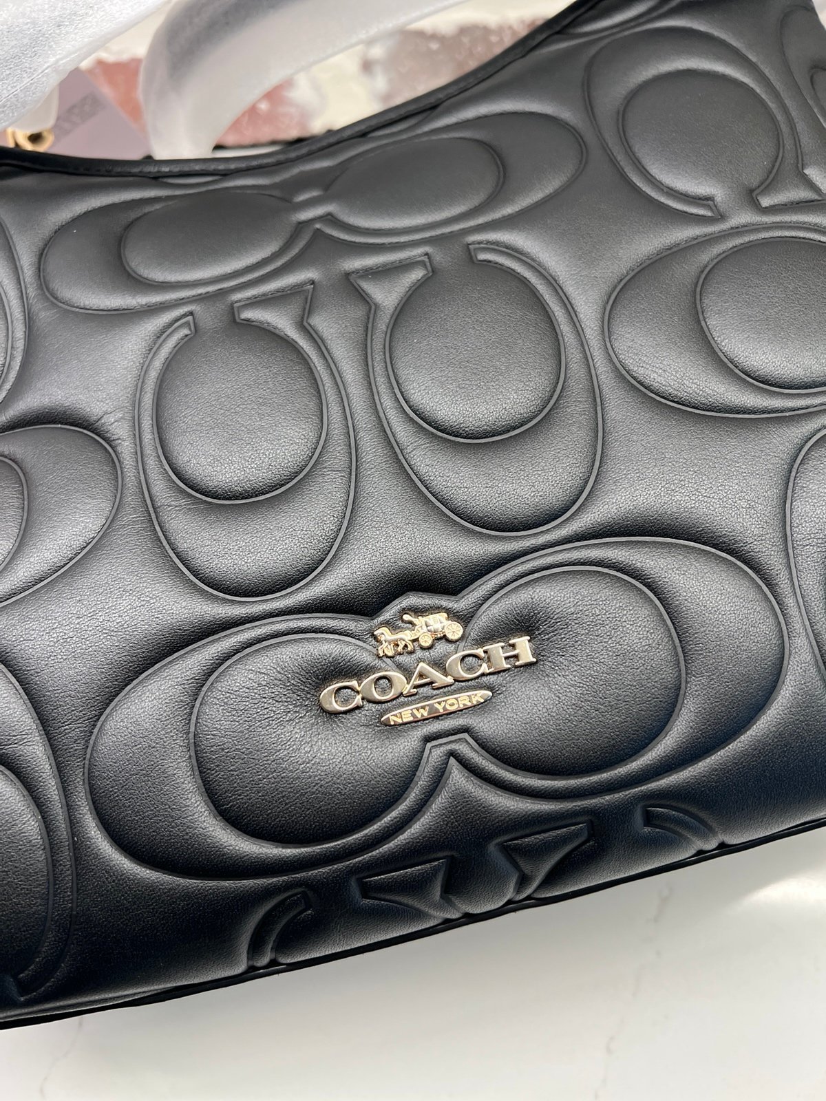 Coach Laurel Shoulder Bag In Signature Leather Black CZ178 - detail