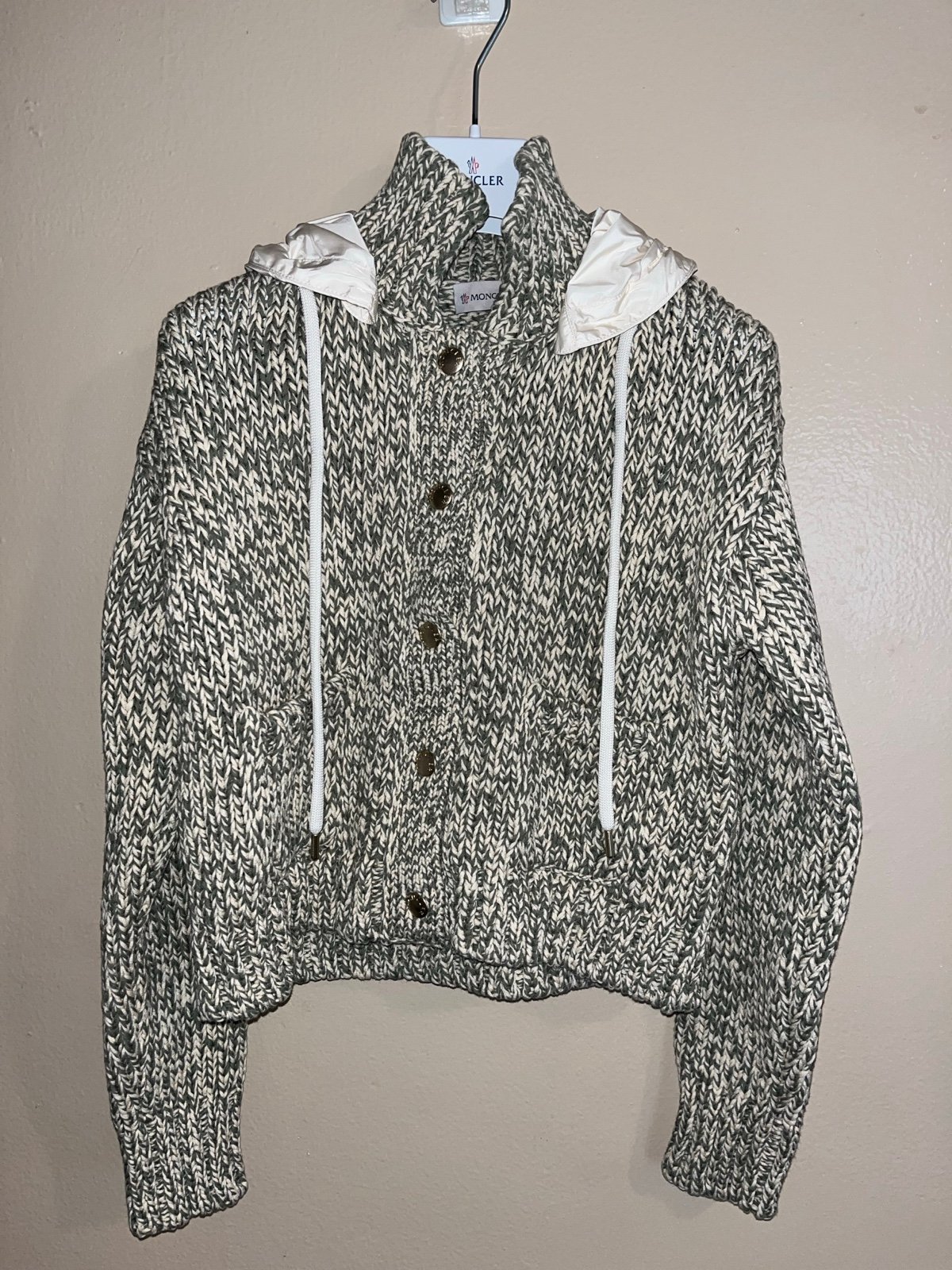 Moncler Cardigan Tricot size XS Retails 1,250