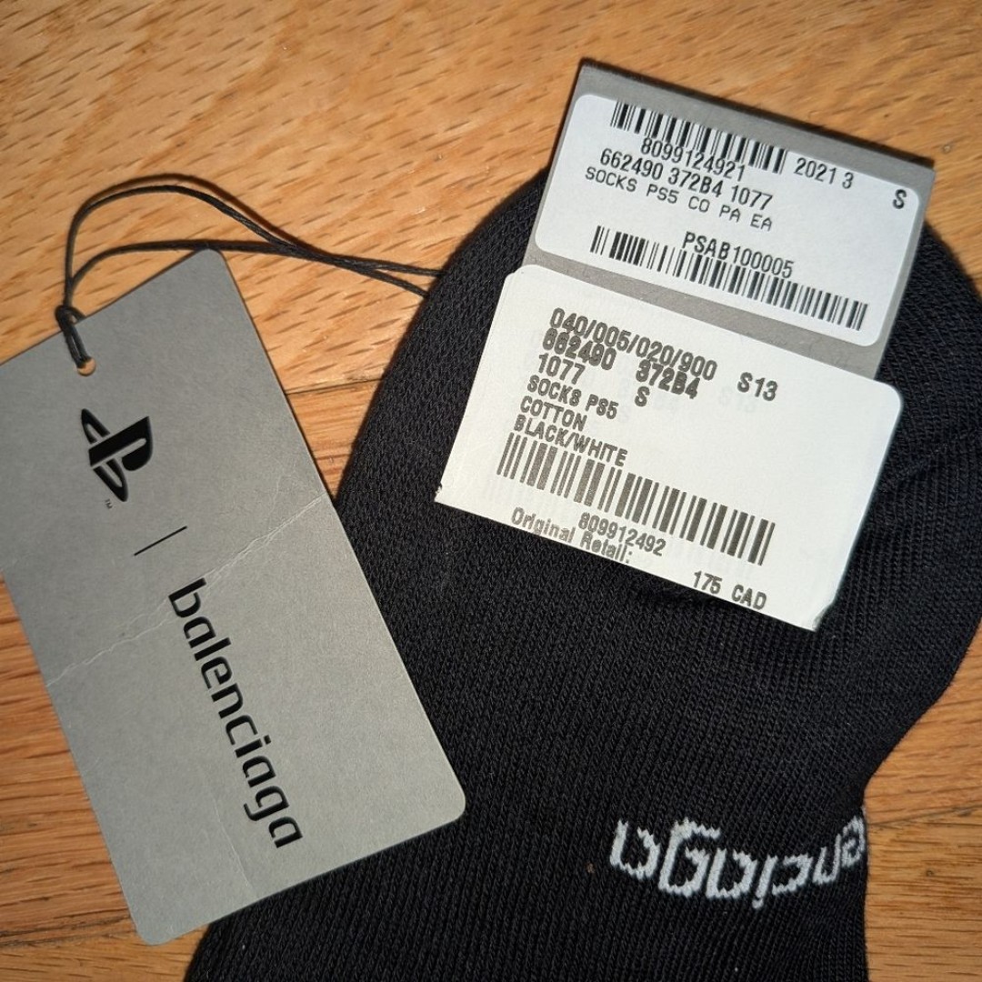 【関税込み】Balenciaga プレイステーションコラボ ソックス バレンシアガ×アディダス】コラボ ソックス 靴下 (BALENCIAGA