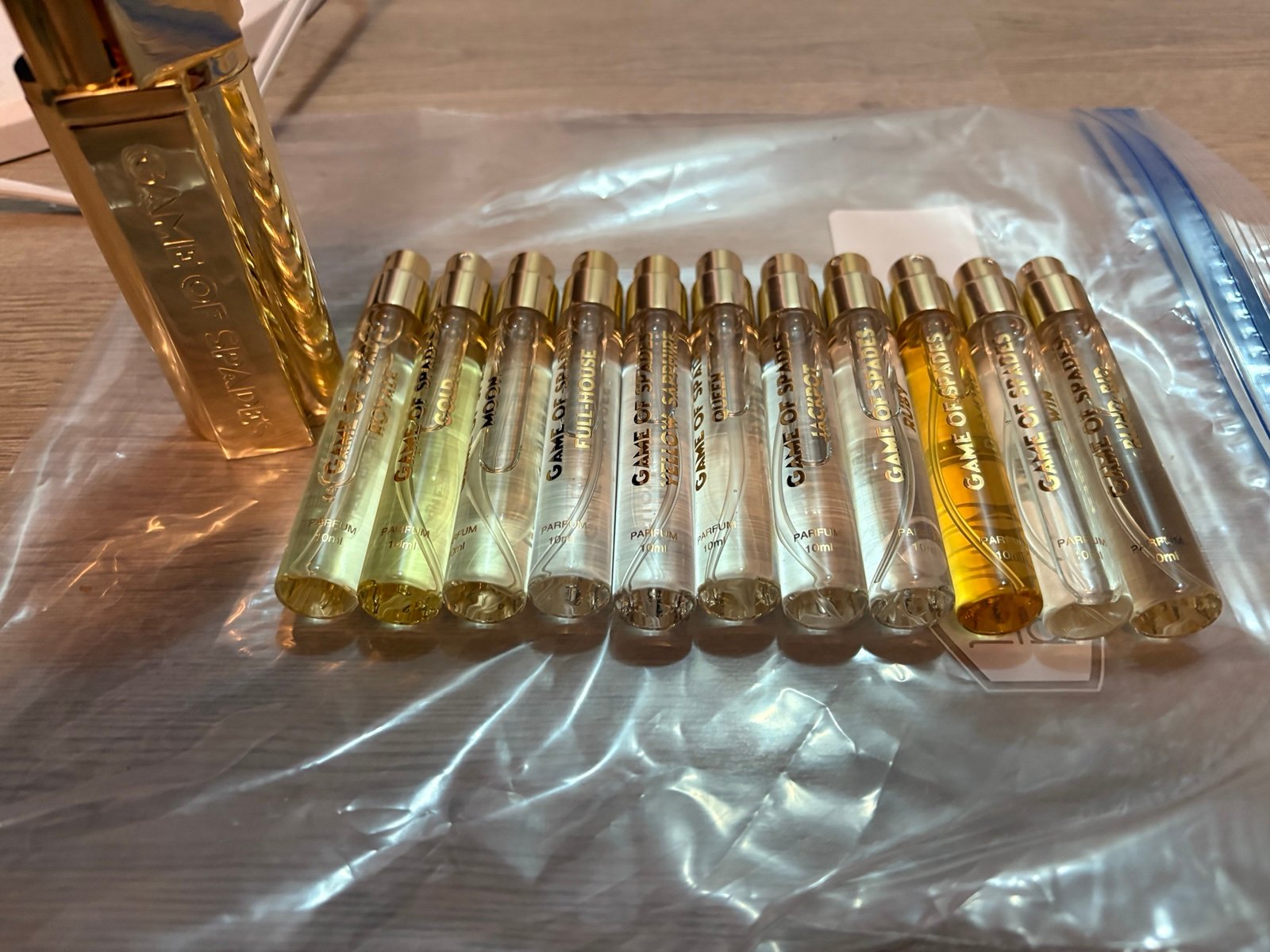 Game of Spades travel sizes with case