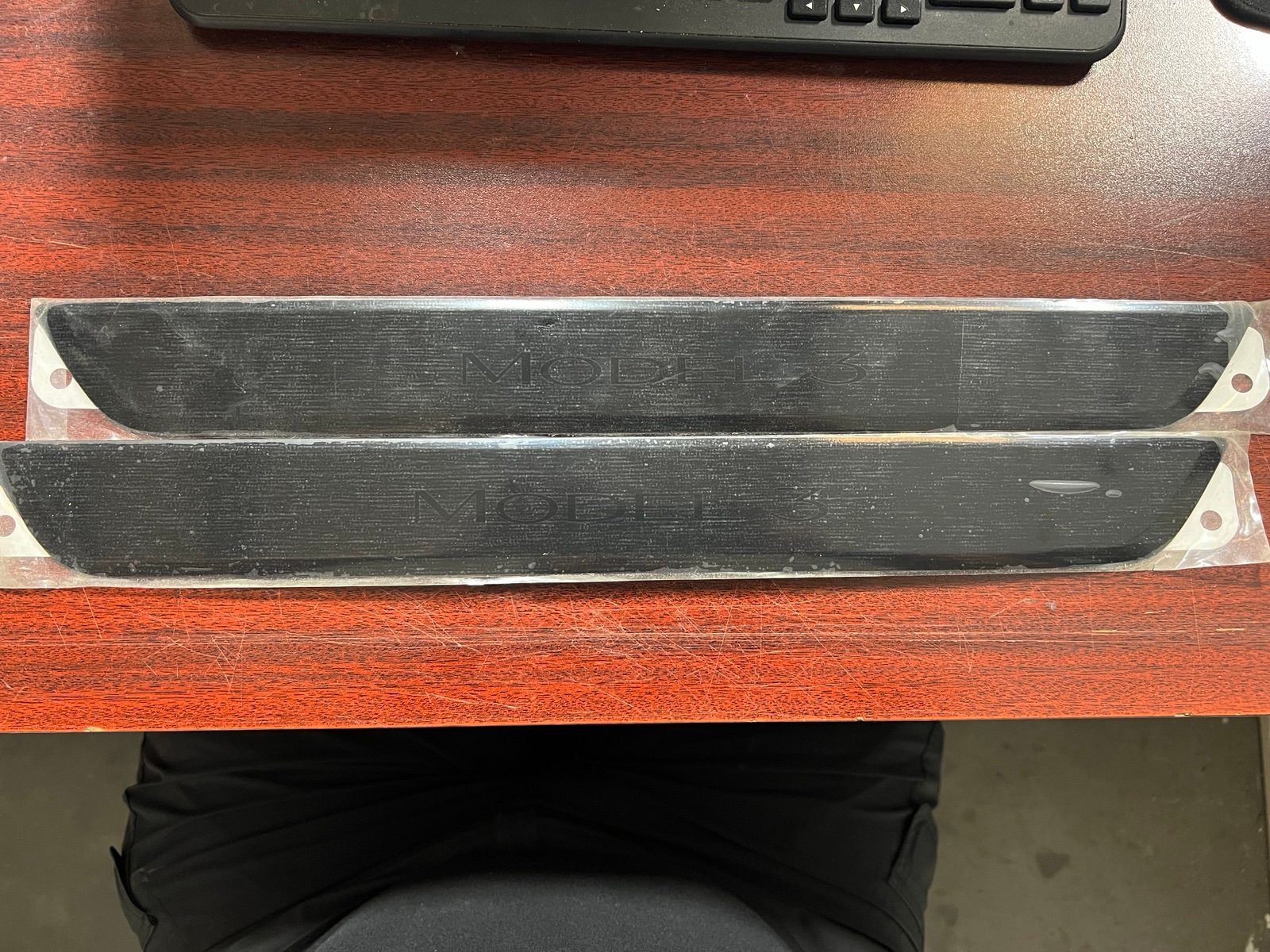 17-23 tesla M3 LH/RH SILL PLATE
