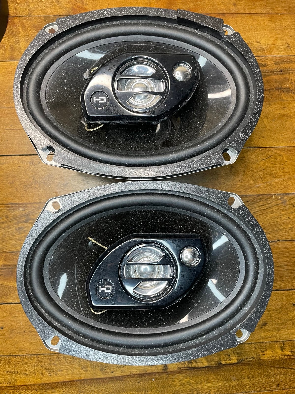 Scosche 3-way Speakers 450 Watts 6 X 9 HD6903