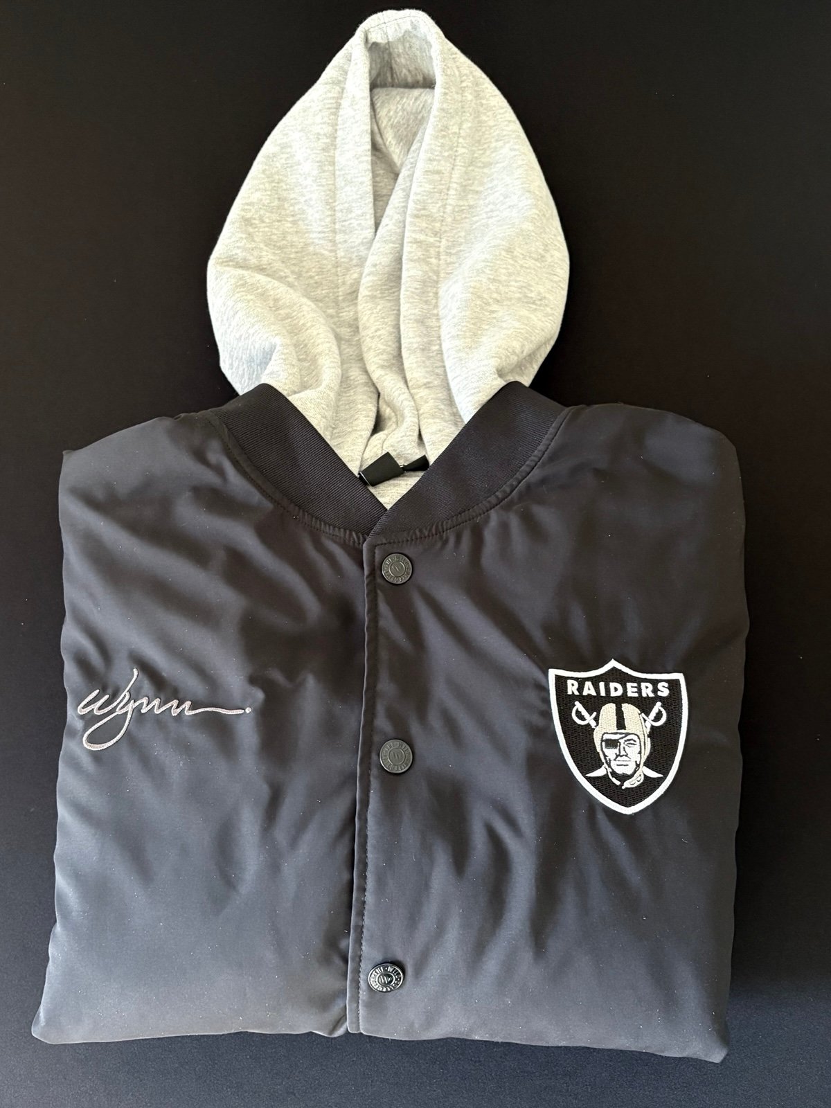 Raiders jacket collaborated with Wynn