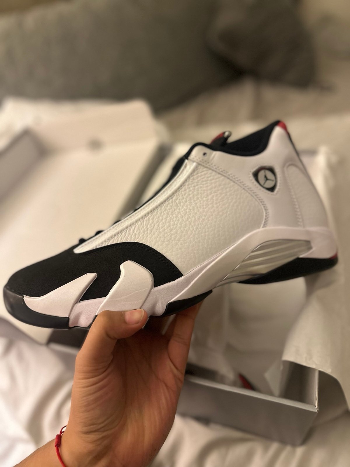 Jordan 14 Retro Black Toe