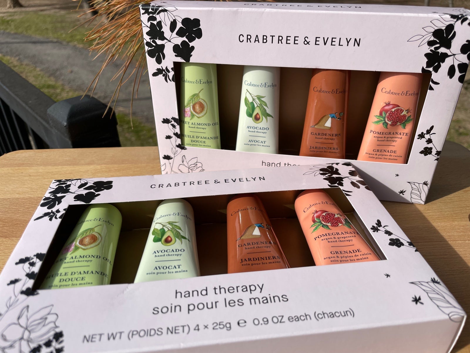 2* Crabtree & Evelyn Hand cream 4 piece gift set