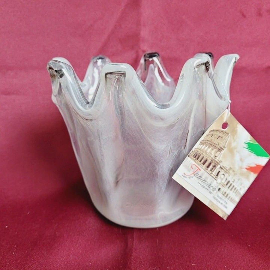 NWT BEAUTIFUL! MURANO Glass Gray White Swirl Vase Ruffle Home Decor Small Bud 5